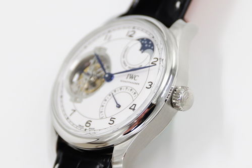 仪表不凡说表 BBR厂最新力作万国葡萄牙陀飞轮，兼谈钟表寄卖服务新趋势